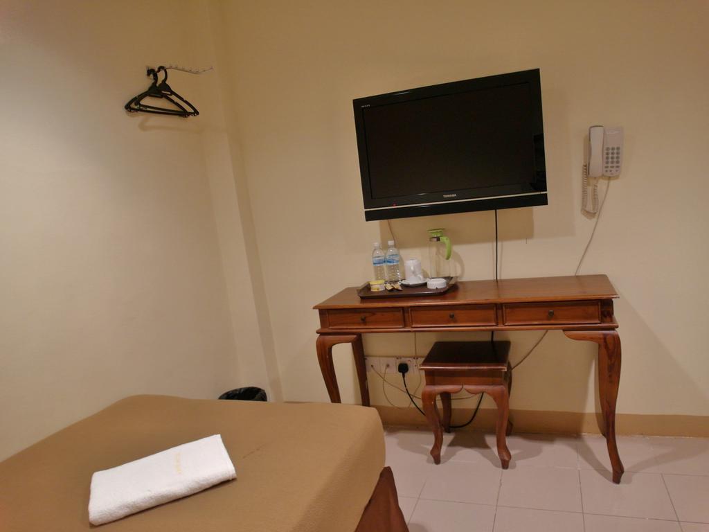 Sunnie Hotel Johor Bahru Phòng bức ảnh