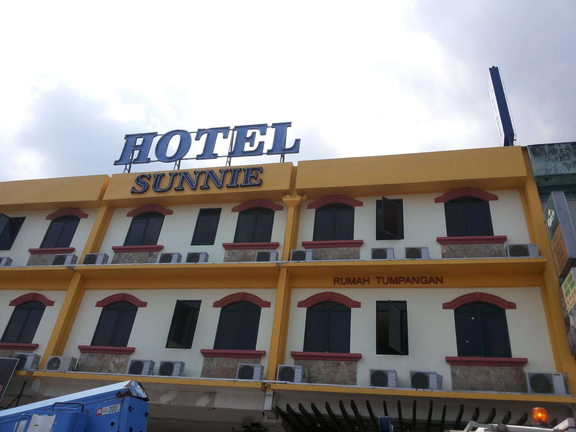 Sunnie Hotel Johor Bahru Ngoại thất bức ảnh